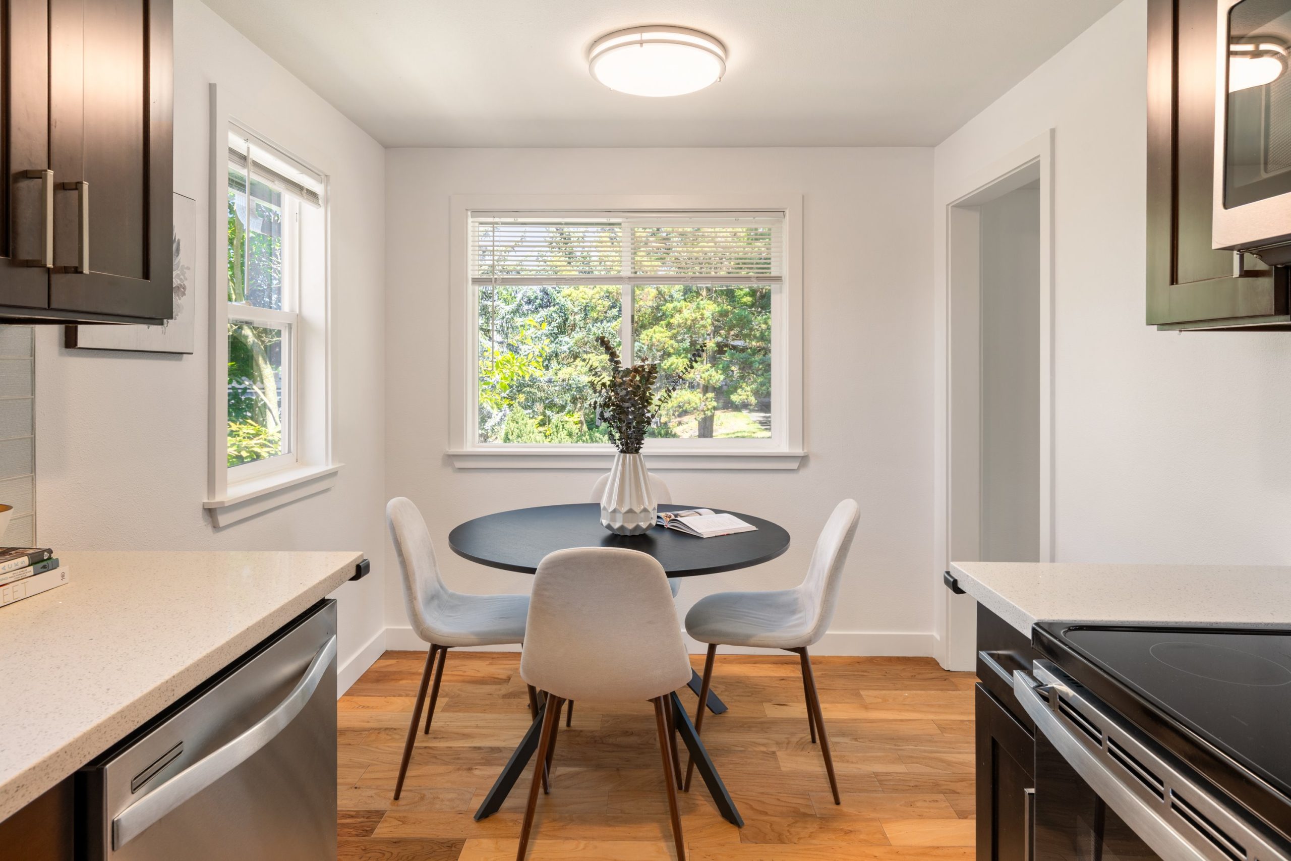 4 bedroom home with income opportunities in Beacon Hill Seattle