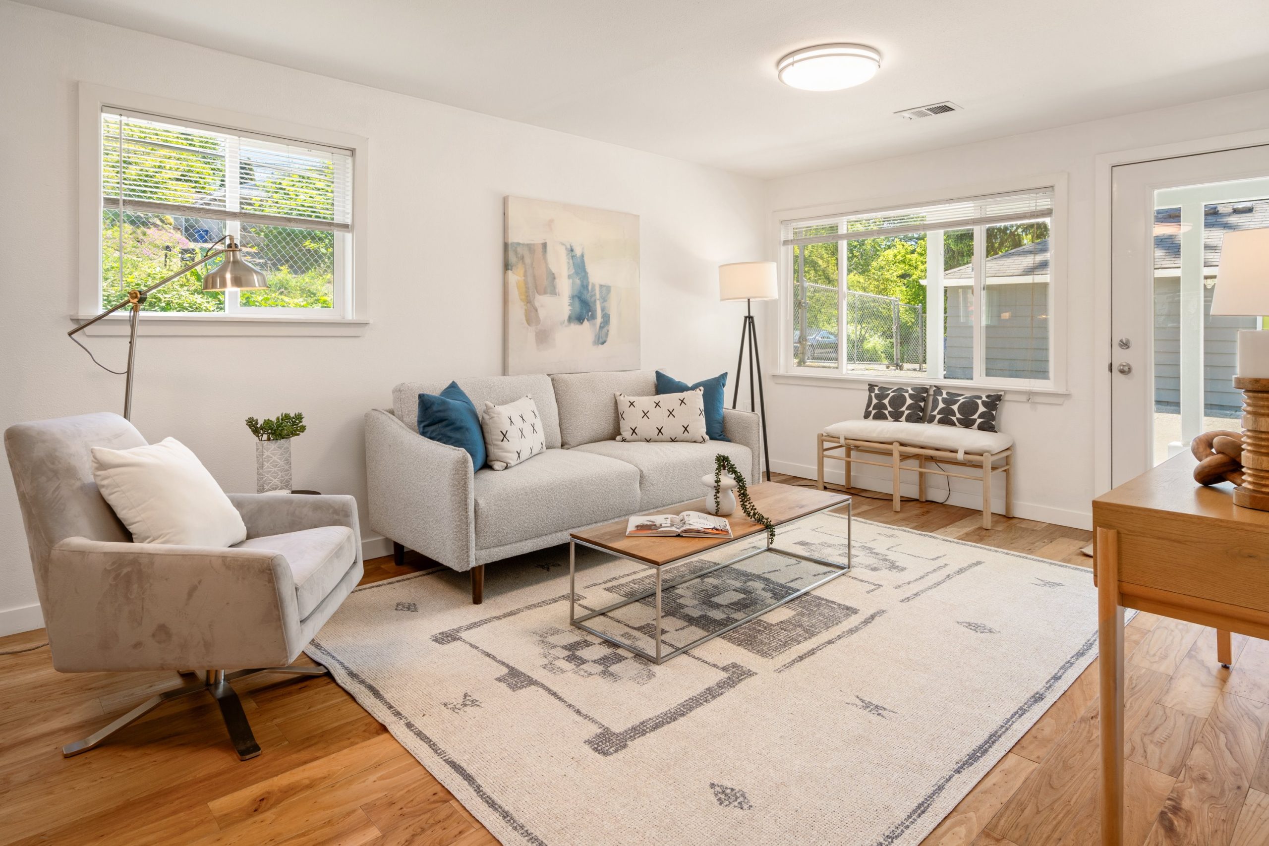 4 bedroom home with income opportunities in Beacon Hill Seattle