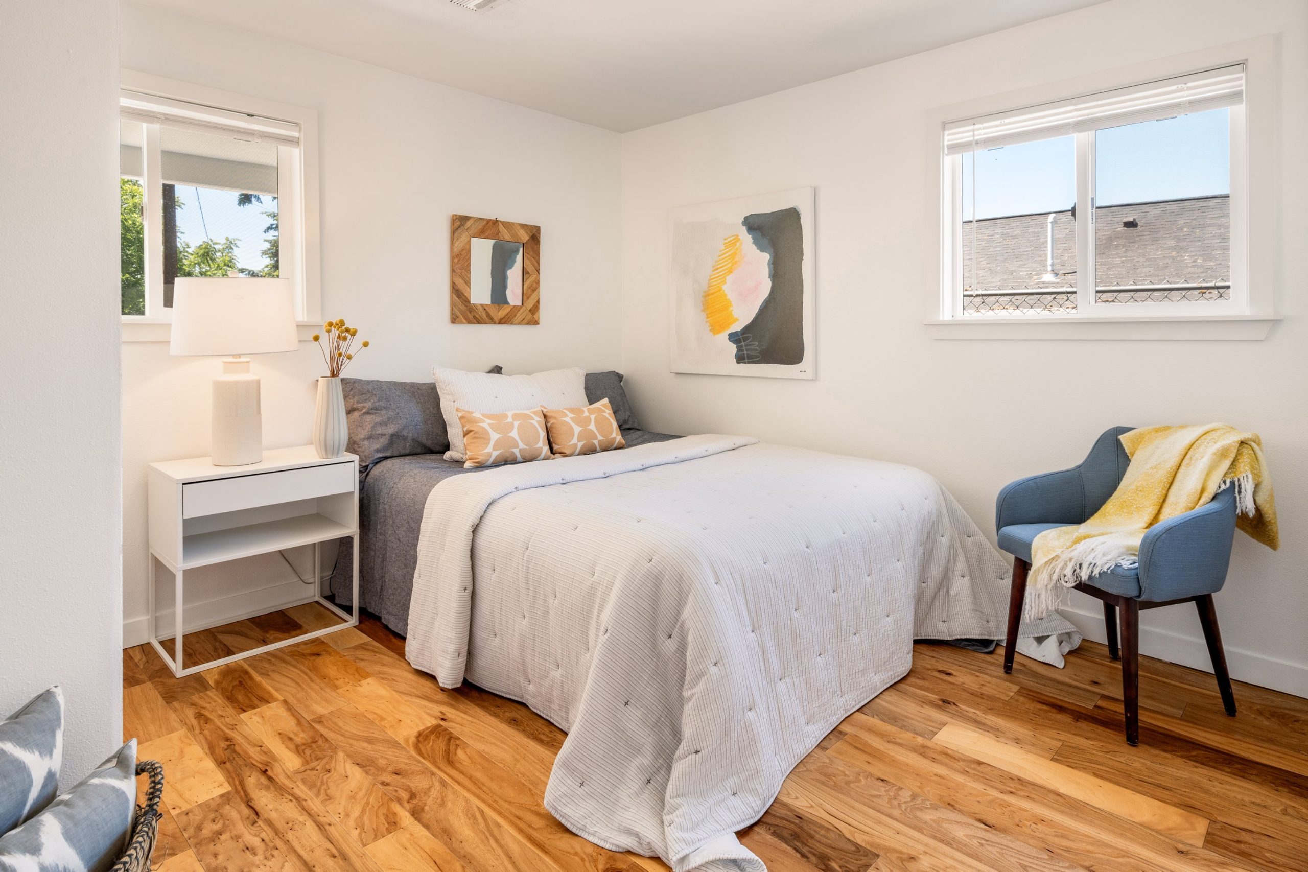 4 bedroom home with income opportunities in Beacon Hill Seattle