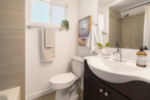 4 bedroom home with income opportunities in Beacon Hill Seattle