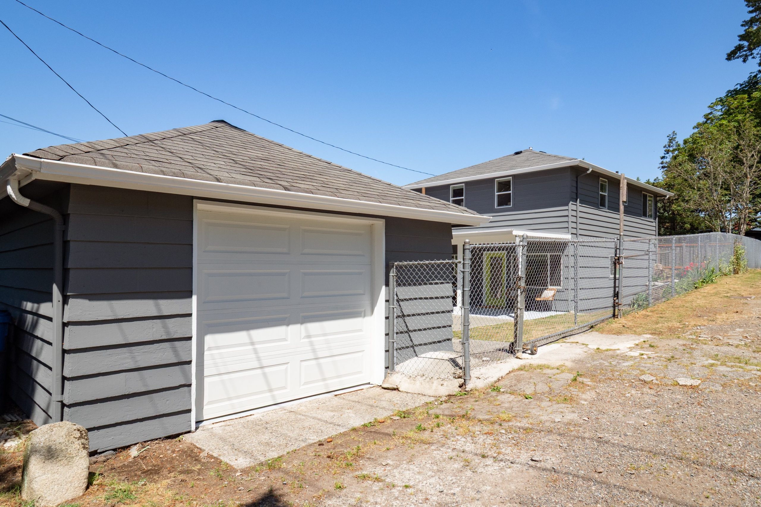 4 bedroom home with income opportunities in Beacon Hill Seattle